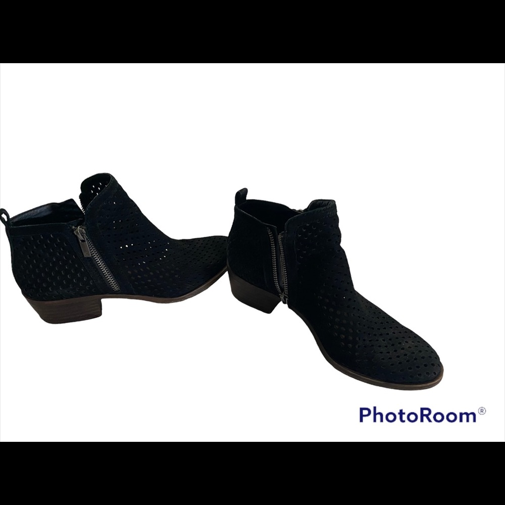 Black ankle boot, Lucky brand, size 7.5 super comfy